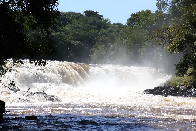 Trecho do Rio Pardo onde seriam construidas PCHs. Crédito: Cavalchuki